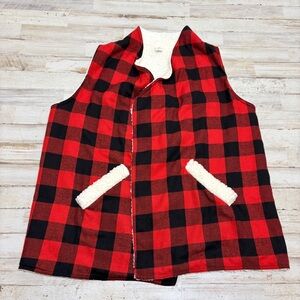Shirley & Stone Women’s Large Flannel Plaid Red Black Sherpa Lined Vest Wrap